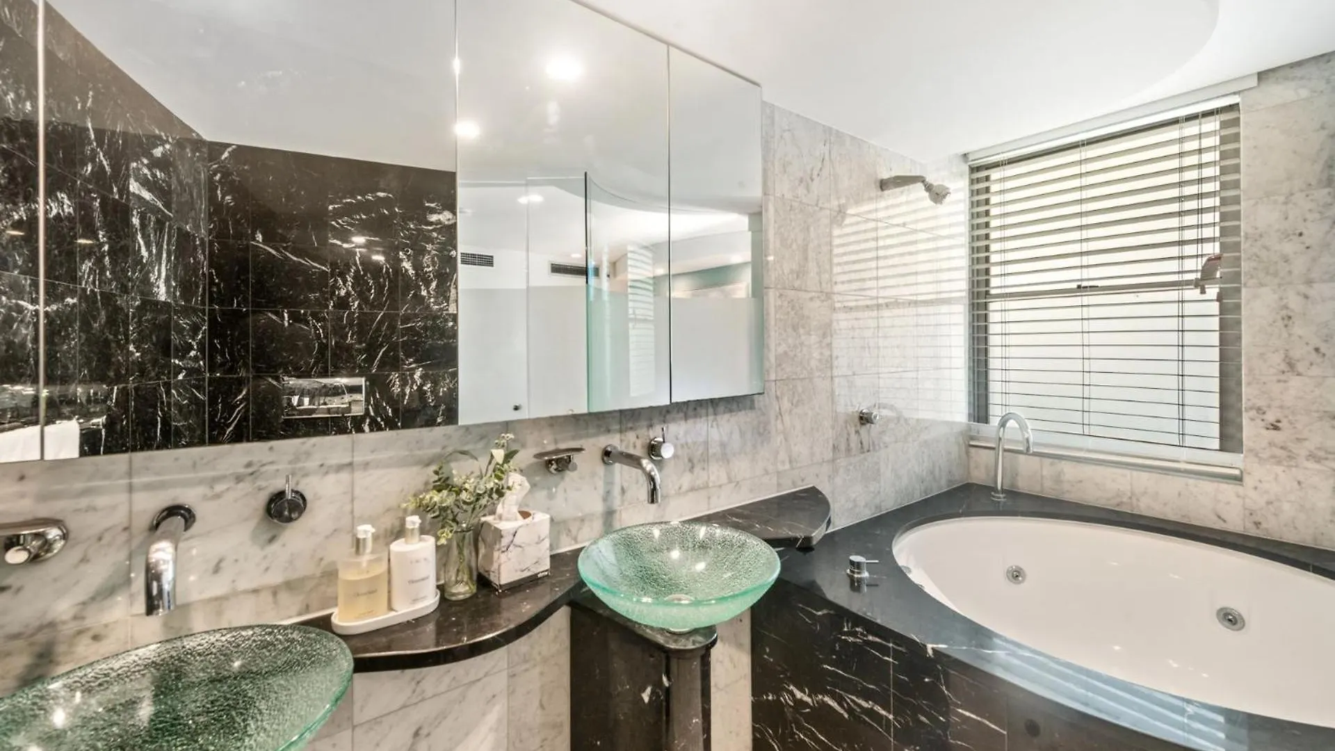 Sirocco 508 By G1 - Two Bedroom Beachfront Unit Mooloolaba Αυστραλία